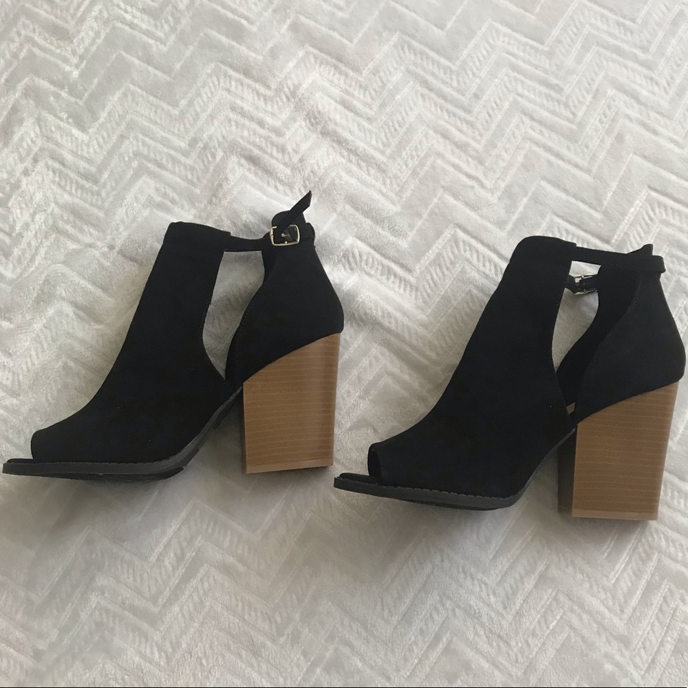 Black heels